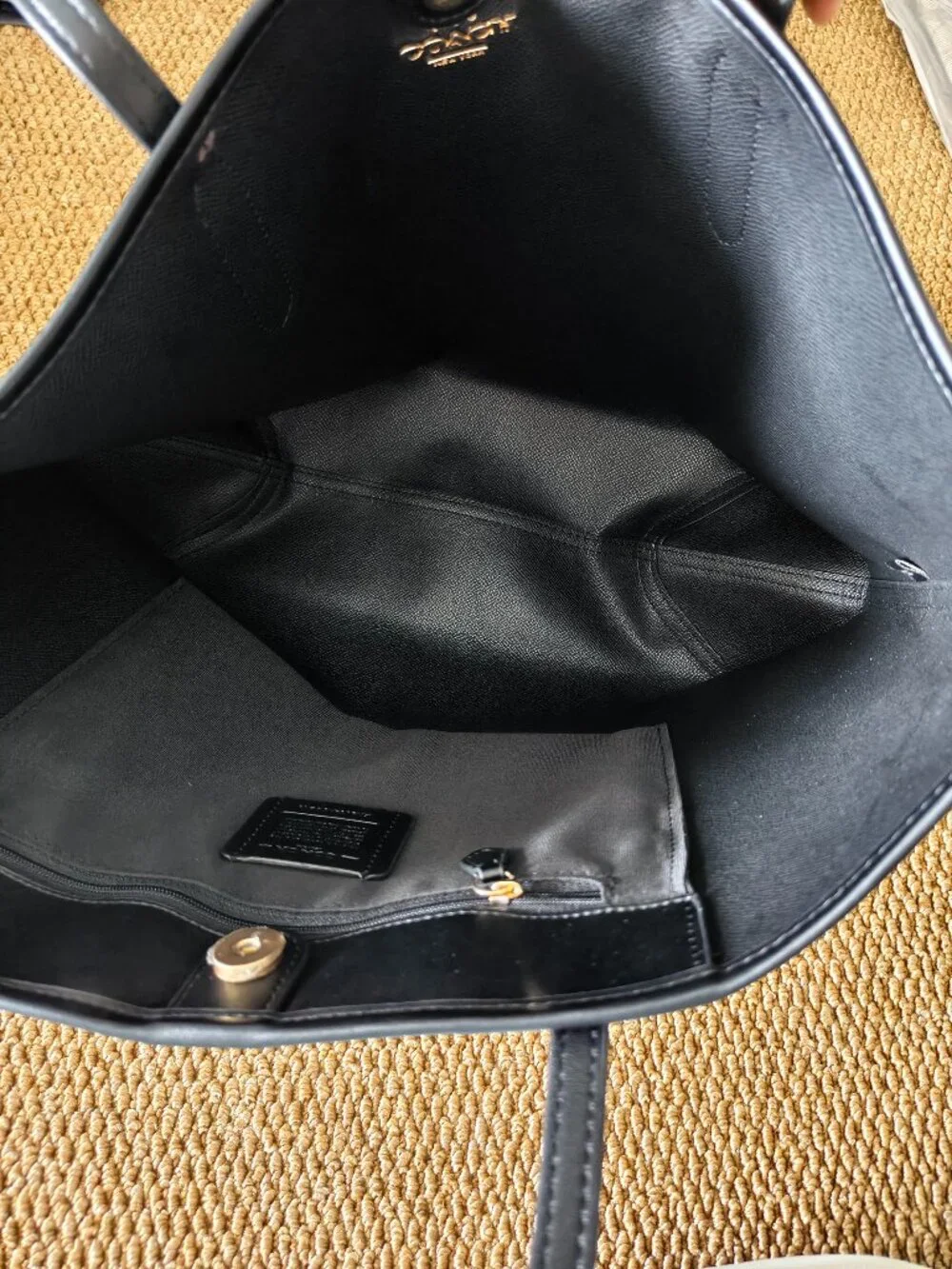 🎃🎃Coach Black Halloween Ghost & Pumpkin Tote
